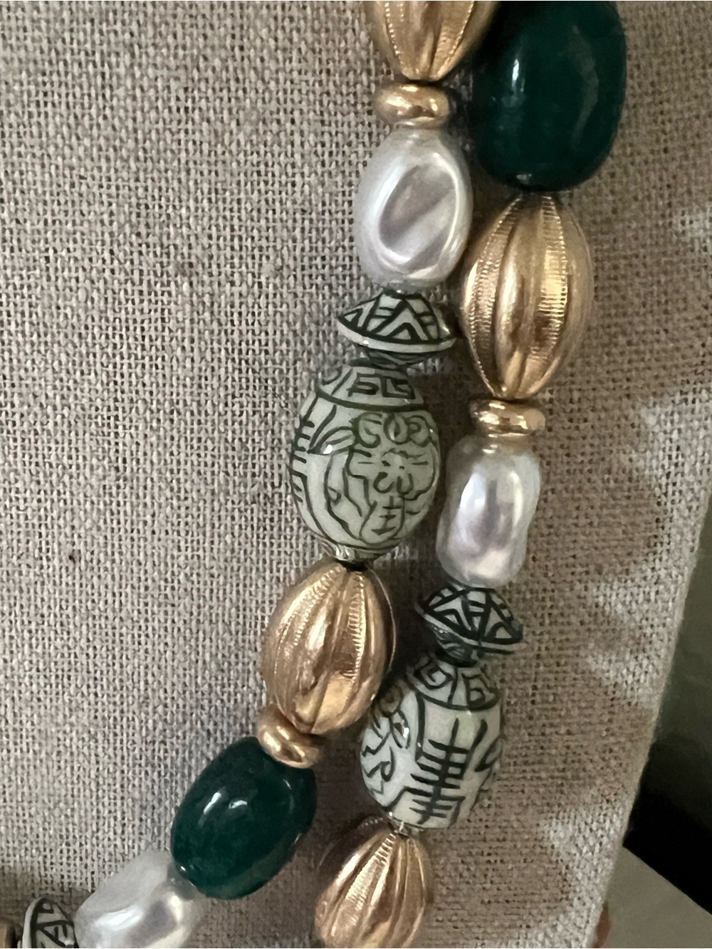 NWT Southern Living Layered Green, Gold and White Statement Necklace #JW7 - Picture 4 of 12